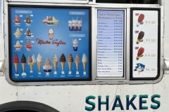 20220715_233135122_iOS_00032adj